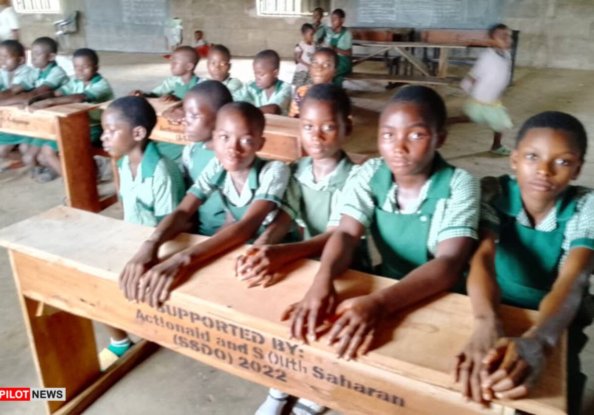 School-students-in-classroom-Enugu-donated-desk_file-1280x853